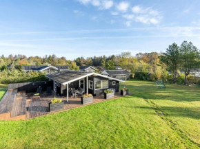 Holiday Home Rosmarie - 600m from the sea by Interhome in Hals